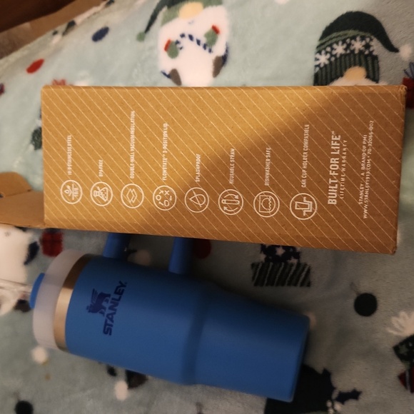 Stanley Classic Blue Insulated Mug - Picture 3 of 3